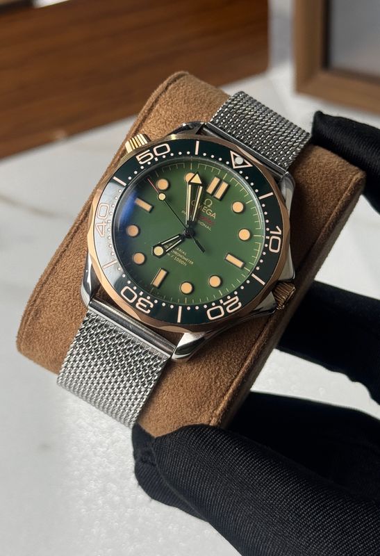 Omega 007 || Ref. 210.90.42.20.10.001 || European Standard