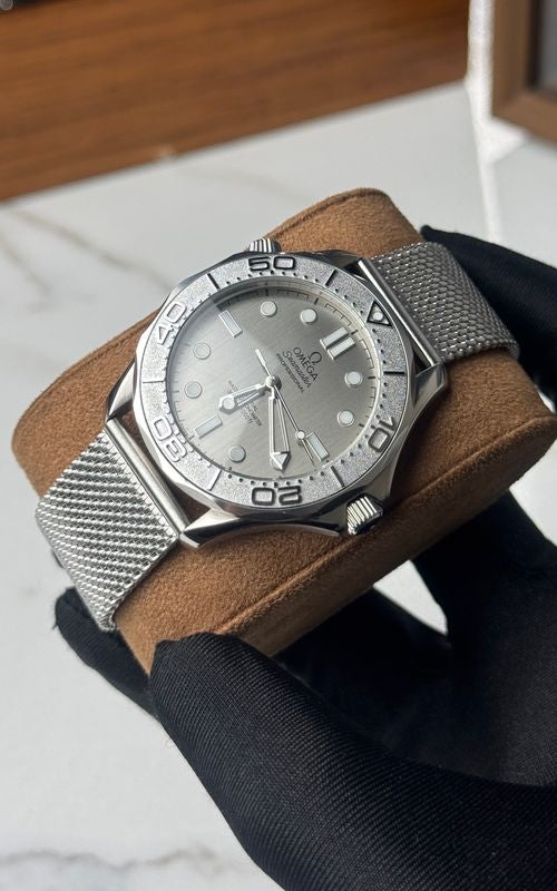 Omega 007 || Ref. 210.30.42.20.06.002 || European Standard