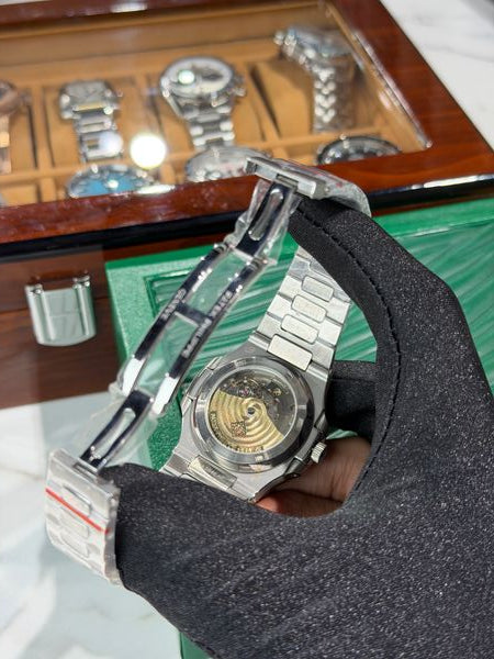 Patek Philippe Nautilus || Ref. 5711/1300A-001 || European Standard