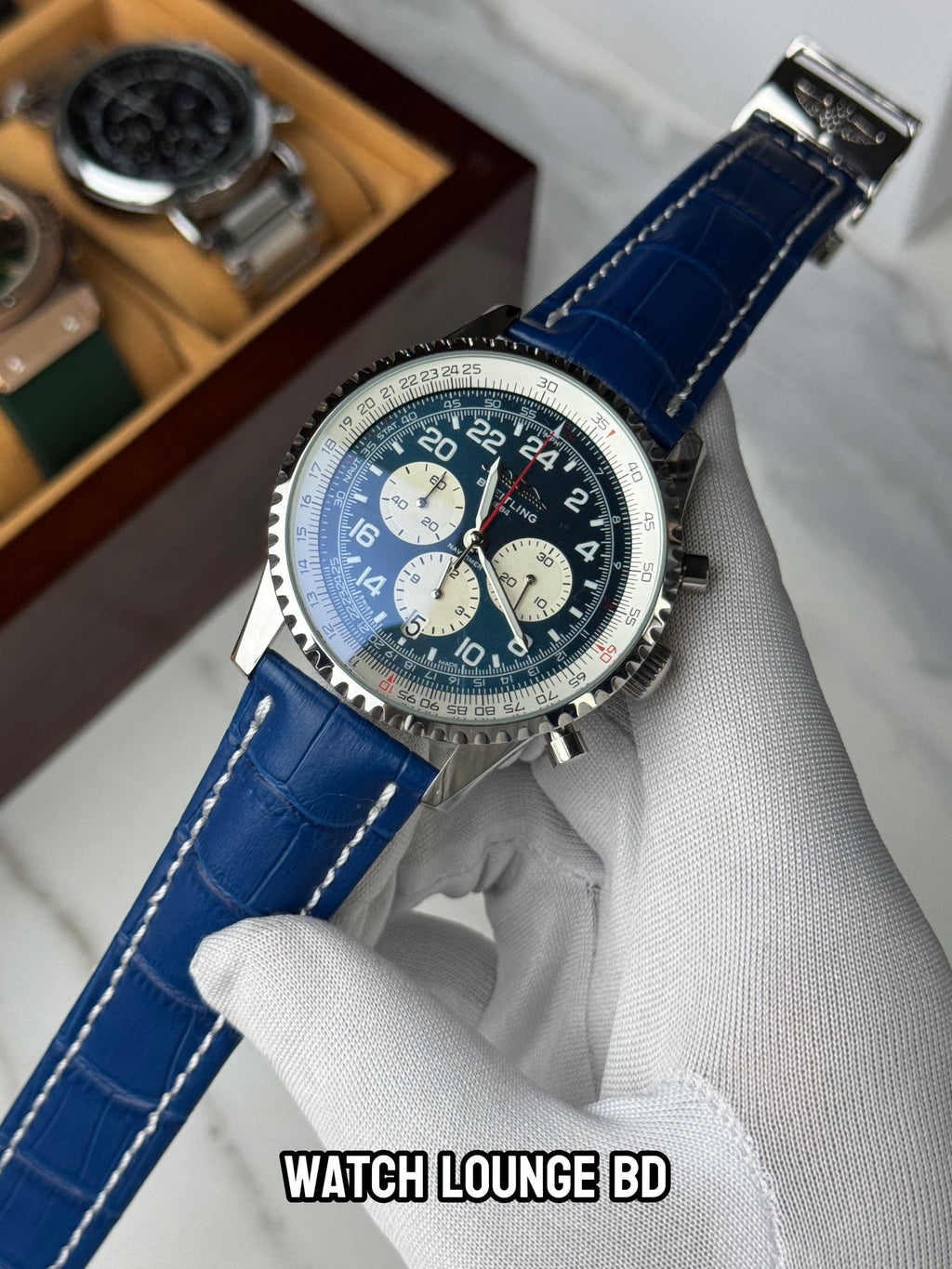 Breitling NavyTimer || Ref. LB0240211C1P1 || Master Standard