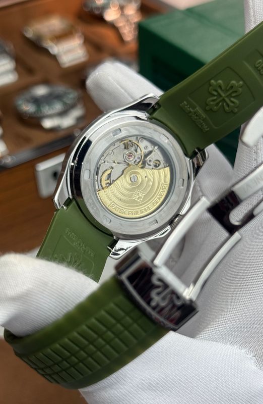 Patek Philippe Aquanaut || Ref. 5168G-010 || European Standard