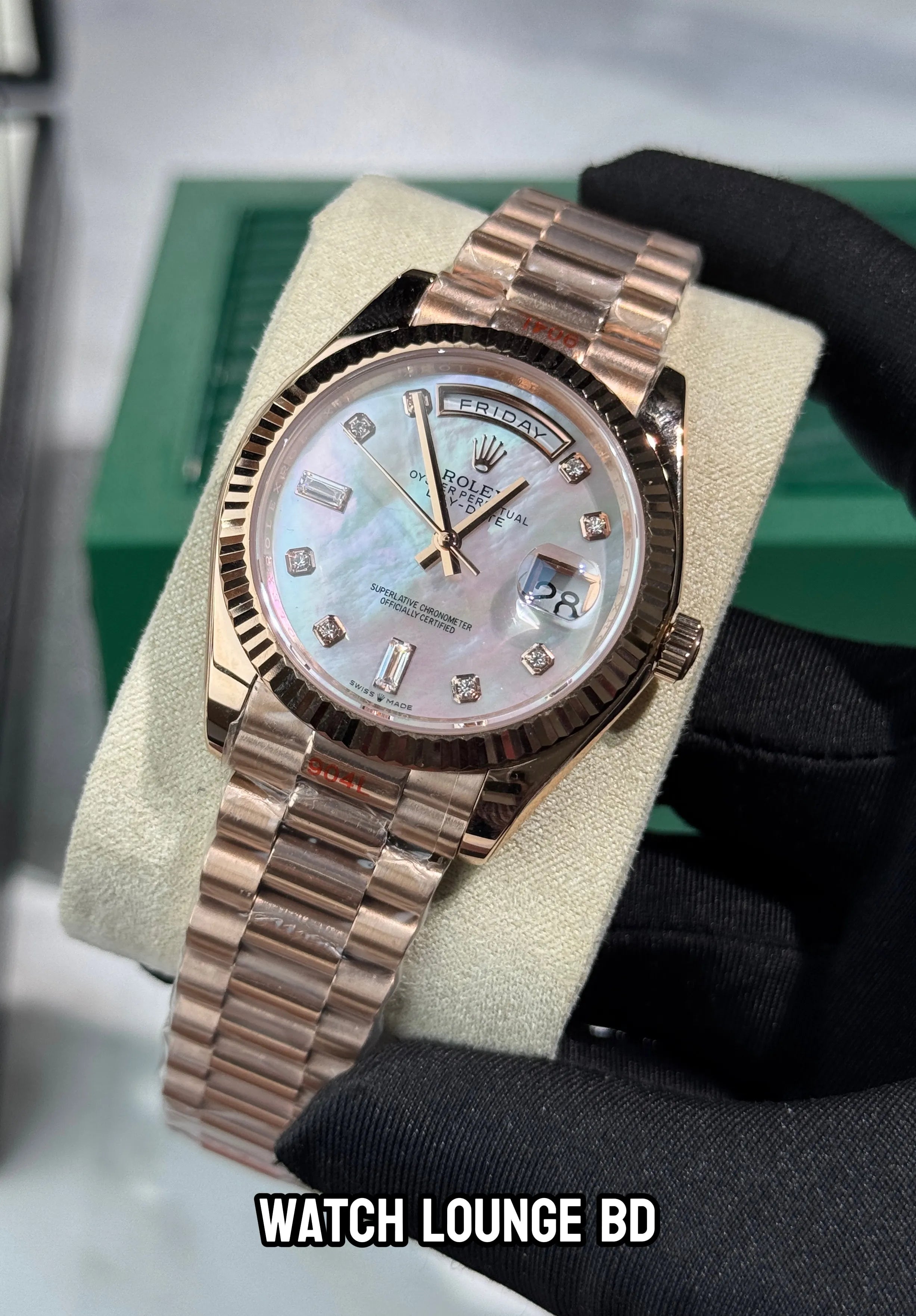 Rolex DayDate 40mm (Mother of pearl ) || Ref.128235 || U1 Standard