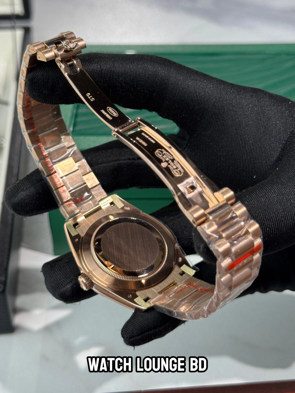 Rolex DayDate 40mm (Mother of pearl ) || Ref.128235 || U1 Standard